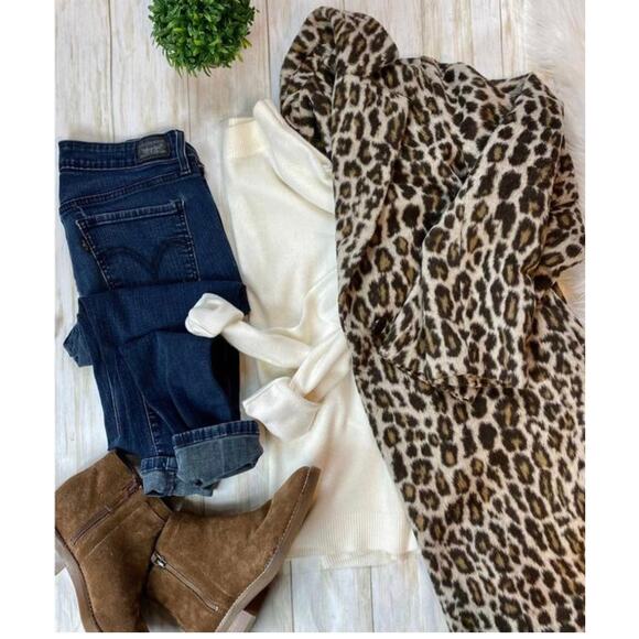 Hampshire Studio White Turtleneck Sweater - Picture 1 of 15